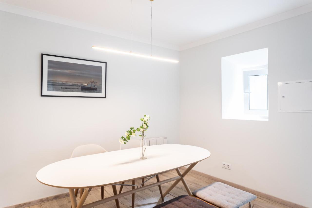 Apartment Town Square House Setubal